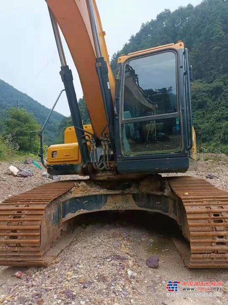 徐州市出售转让二手不详小时2019年现代R215挖掘机