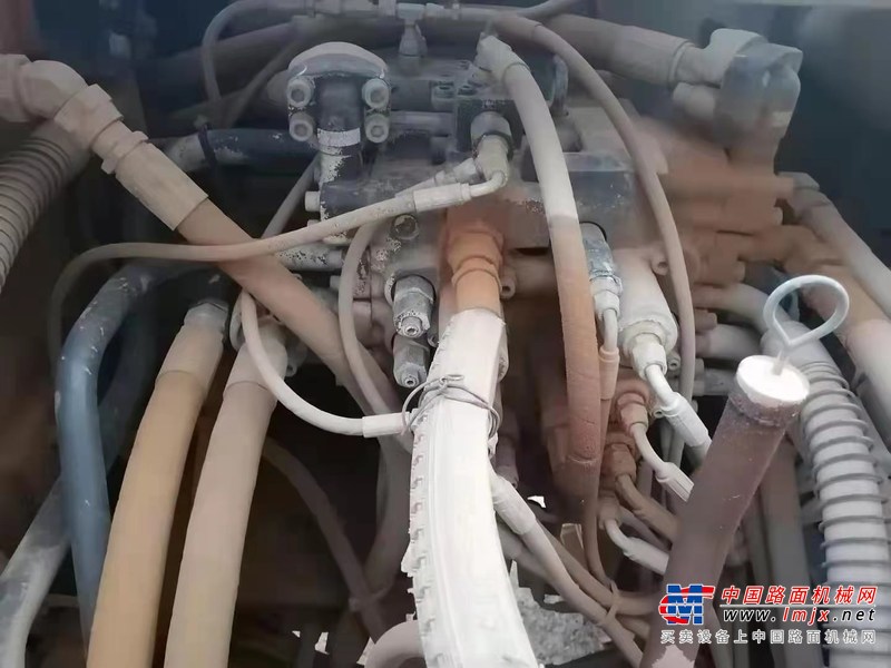 徐州市出售转让二手不详小时2017年沃尔沃EC210挖掘机