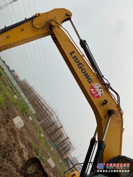 徐州市出售转让二手不详小时2019年柳工CLG920装载机