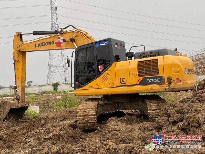 徐州市出售转让二手不详小时2019年柳工CLG920装载机