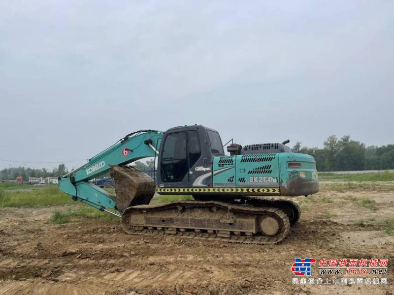北京出售转让二手不详小时2015年神钢SK260挖掘机