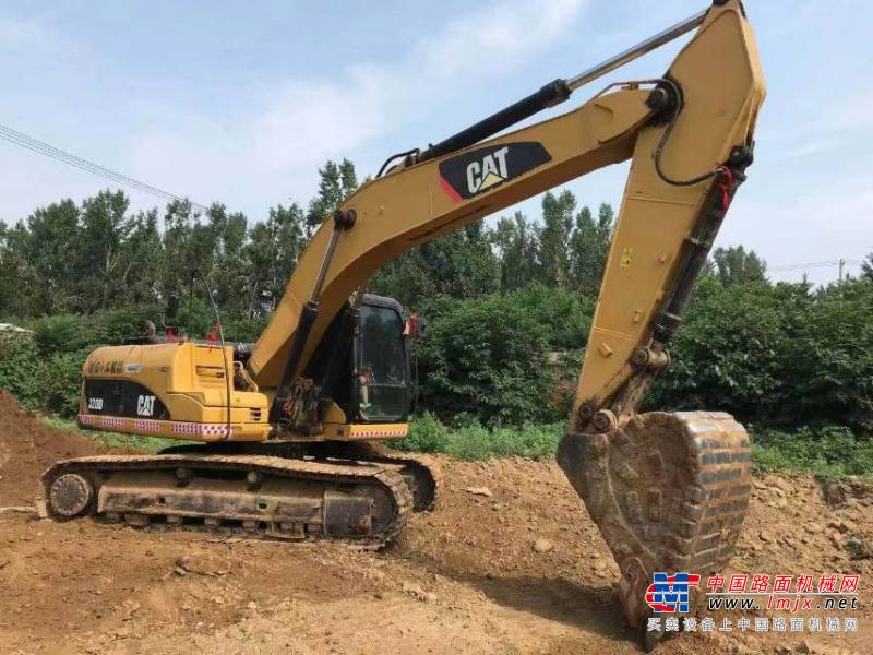 北京出售转让二手不详小时2014年卡特彼勒320D挖掘机