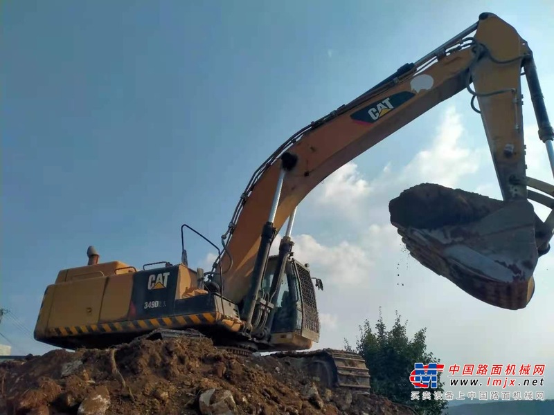 徐州市出售转让二手不详小时2018年卡特彼勒349D2挖掘机