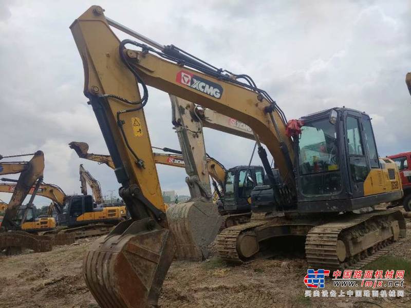 徐州市出售转让二手不详小时2021年徐工XE135挖掘机
