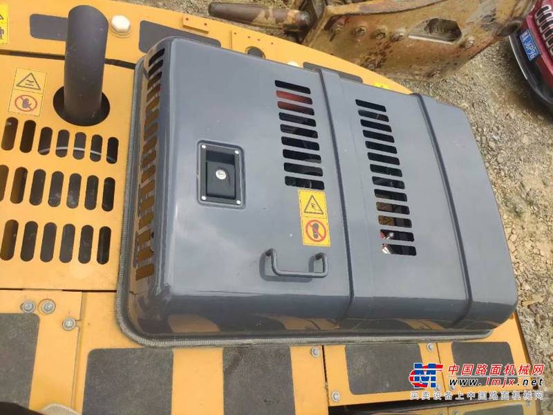 徐州市出售转让二手不详小时2021年徐工XE135挖掘机