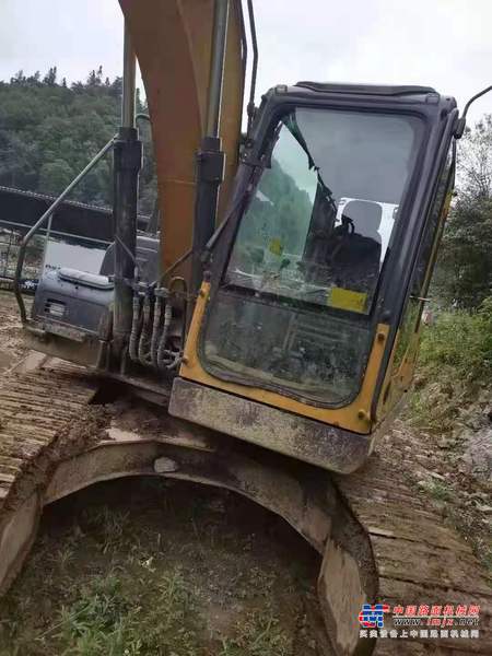 徐州市出售转让二手不详小时2018年徐工XE135挖掘机