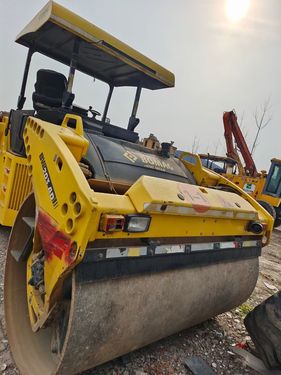 徐州市出售转让二手不详小时2018年宝马格BW203AD-4 双钢轮压路机