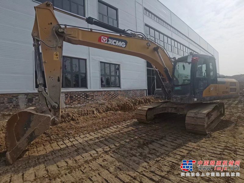 徐州市出售转让二手不详小时2020年徐工XE200DA挖掘机
