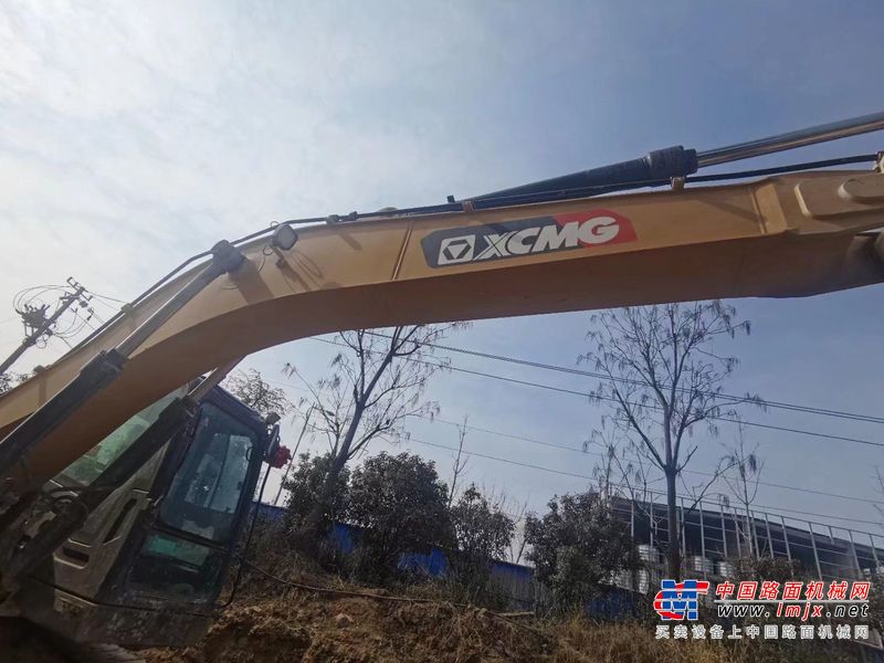 徐州市出售转让二手不详小时2020年徐工XE200DA挖掘机