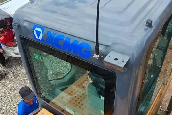 徐州市出售转让二手不详小时2019年徐工XE215D挖掘机