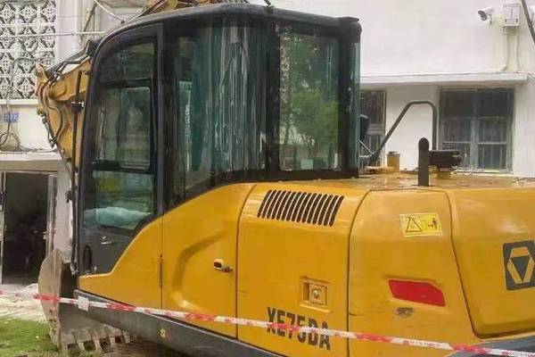徐州市出售转让二手不详小时2019年徐工XE75挖掘机