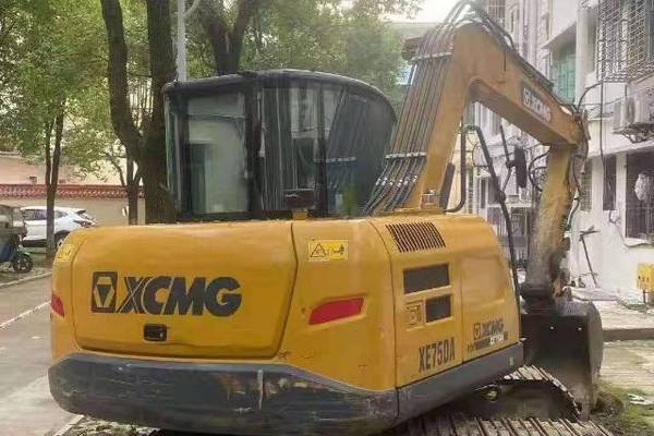 徐州市出售转让二手不详小时2019年徐工XE75挖掘机