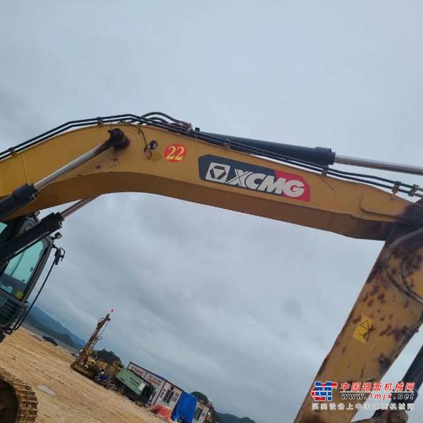 徐州市出售转让二手不详小时2020年徐工XE370D挖掘机