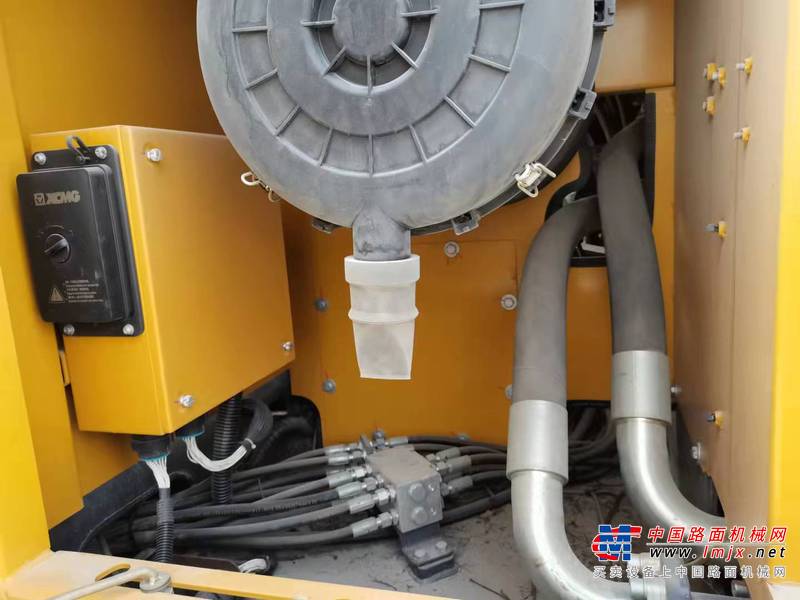 徐州市出售转让二手不详小时2018年徐工XE200D挖掘机