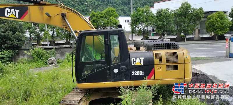 徐州市出售转让二手不详小时2016年卡特彼勒320D2挖掘机