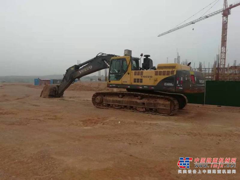 徐州市出售转让二手不详小时2011年沃尔沃EC460挖掘机