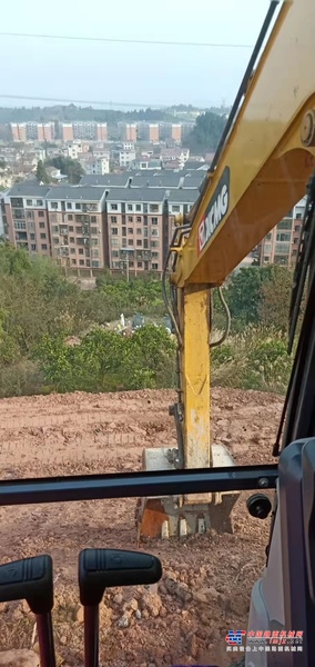 徐州市出售转让二手不详小时2019年徐工XE75挖掘机