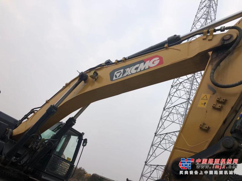 徐州市出售转让二手不详小时2018年徐工XE490DK挖掘机