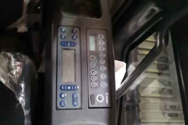 徐州市出售转让二手不详小时2018年徐工XE215CB挖掘机