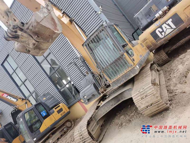 徐州市出售转让二手不详小时2018年徐工XE215D挖掘机