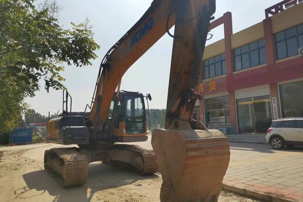 徐州市出售转让二手不详小时2018年徐工XE215D挖掘机