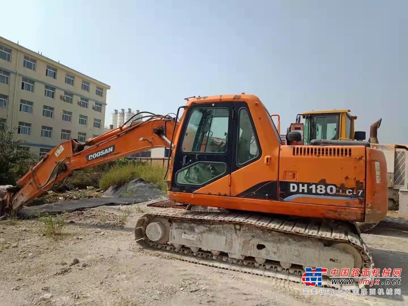徐州市出售转让二手不详小时2010年斗山DH150挖掘机
