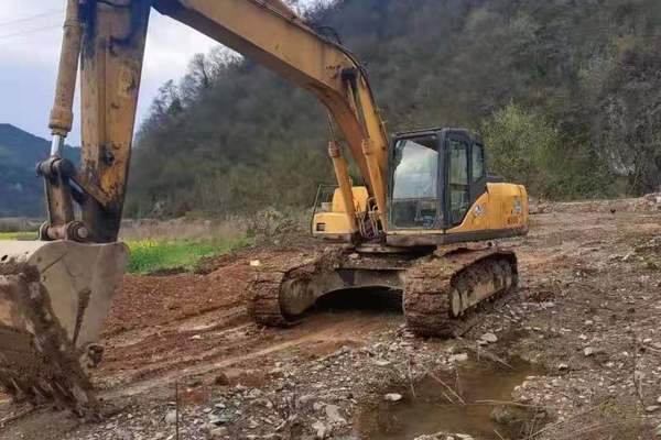 徐州市出售转让二手不详小时2012年山重建机JCM927挖掘机
