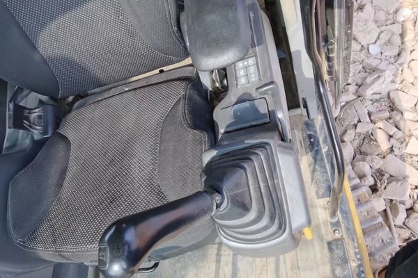徐州市出售转让二手不详小时2018年昊特机械910挖掘机