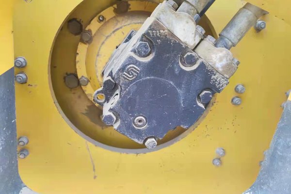 徐州市出售转让二手不详小时2018年山东临工RS8260单钢轮压路机