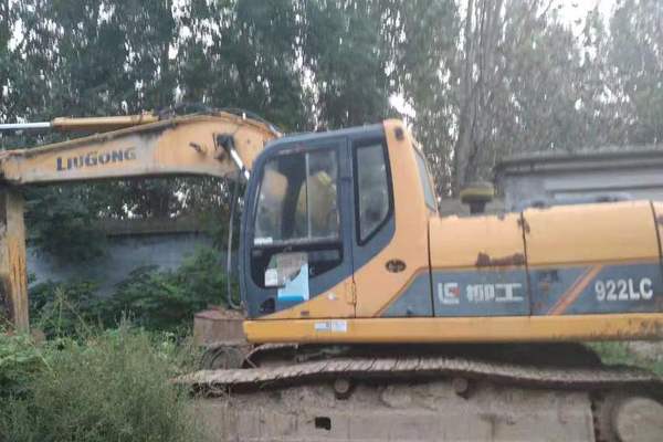 徐州市出售转让二手不详小时2010年柳工CLG922挖掘机