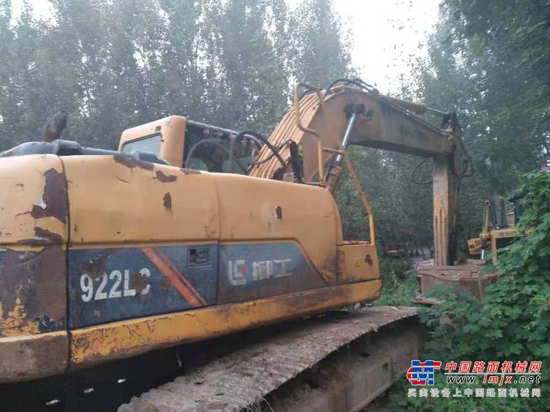 徐州市出售转让二手不详小时2010年柳工CLG922挖掘机