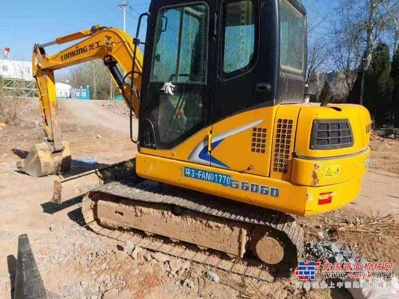 徐州市出售转让二手不详小时2019年龙工LG6060挖掘机