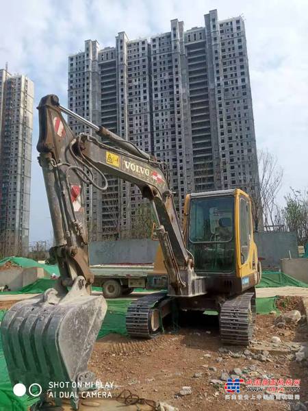 徐州市出售转让二手不详小时2011年沃尔沃EC55挖掘机