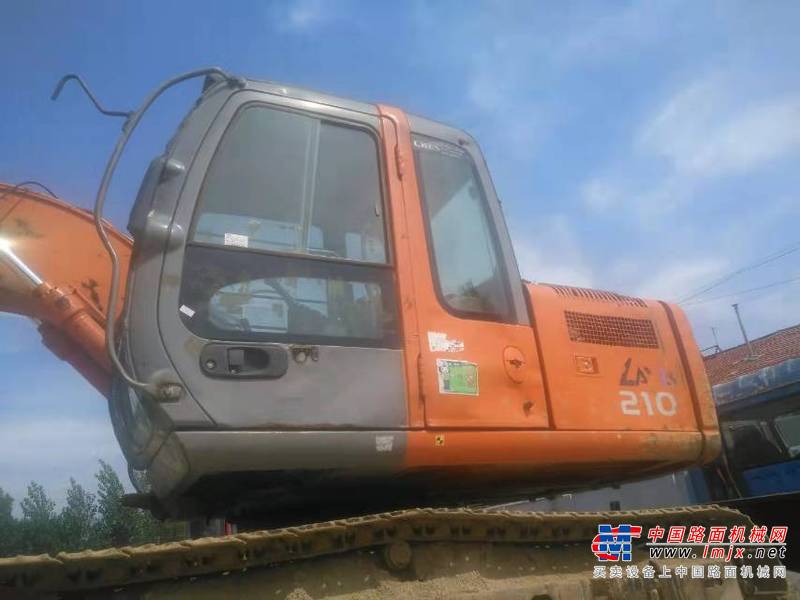 徐州市出售转让二手不详小时2011年日立EX120挖掘机