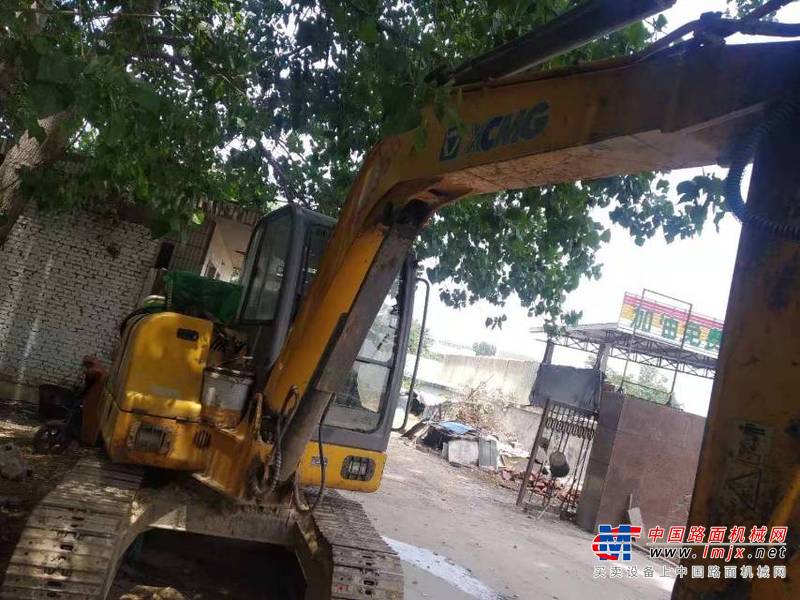 徐州市出售转让二手不详小时2014年徐工XE60挖掘机