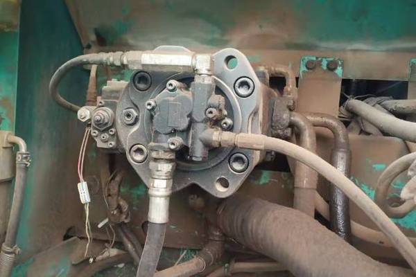 徐州市出售转让二手不详小时2011年神钢SK250挖掘机