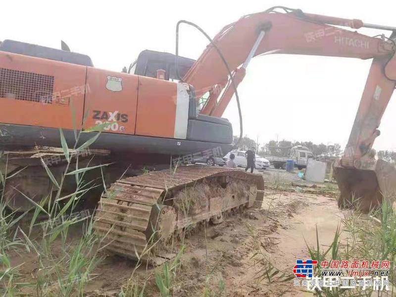 徐州市出售转让二手不详小时2010年日立ZX200挖掘机