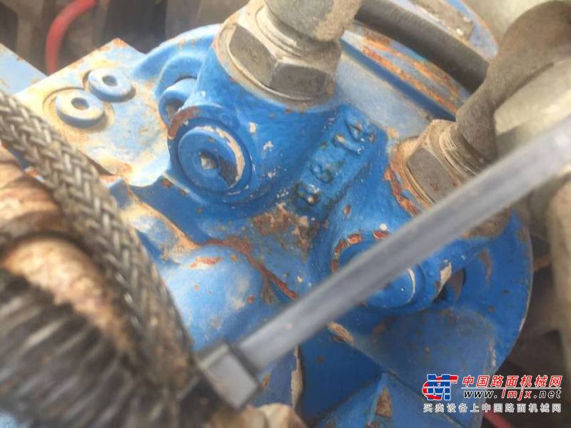 徐州市出售转让二手不详小时2009年斗山DH55挖掘机