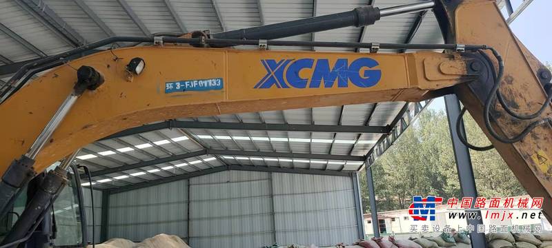 徐州市出售转让二手不详小时2017年徐工XE215D挖掘机