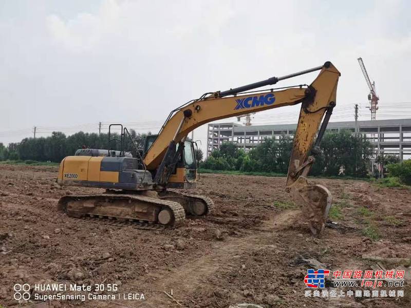 徐州市出售转让二手不详小时2017年徐工XE200D挖掘机