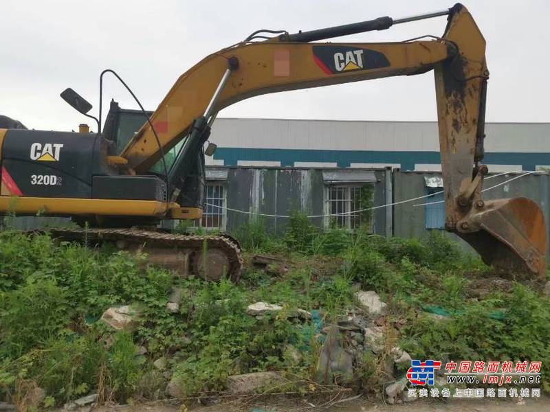 徐州市出售转让二手不详小时2015年卡特彼勒320挖掘机
