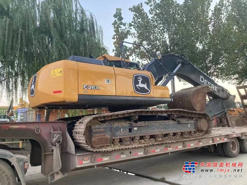 徐州市出售转让二手不详小时2019年约翰迪尔E240挖掘机