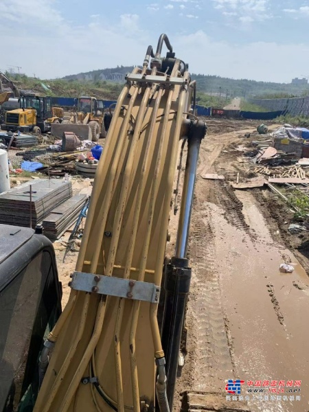 徐州市出售转让二手不详小时2011年卡特彼勒320D挖掘机