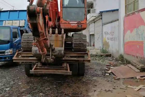 徐州市出售转让二手不详小时2013年斗山DH80挖掘机