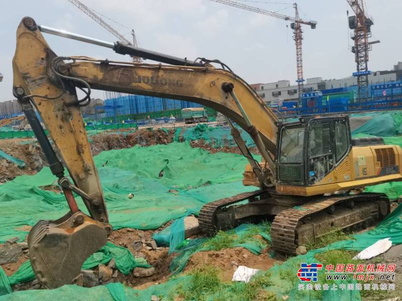 徐州市出售转让二手不详小时2013年柳工CLG936挖掘机