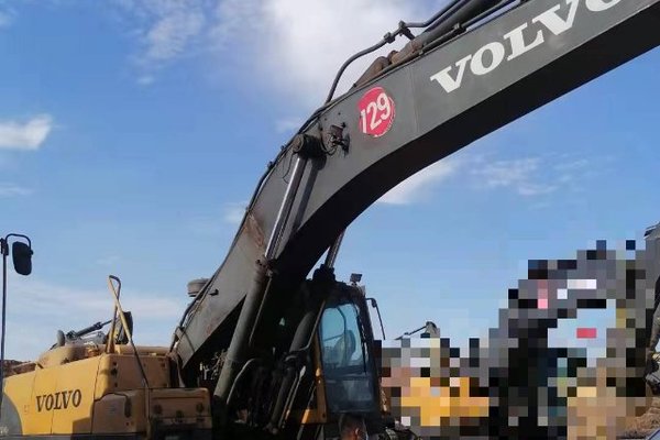 徐州市出售转让二手不详小时2011年沃尔沃EC460挖掘机