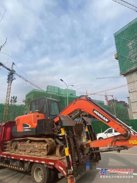 徐州市出售转让二手不详小时2019年斗山DH60挖掘机
