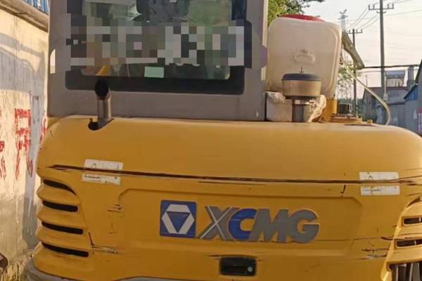 徐州市出售转让二手不详小时2014年徐工XE60挖掘机