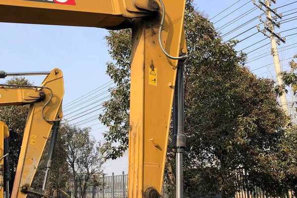 徐州市出售转让二手不详小时2021年徐工XE225DK挖掘机