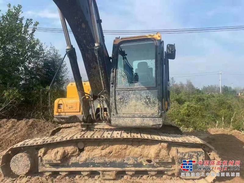 徐州市出售转让二手不详小时2021年现代R215挖掘机